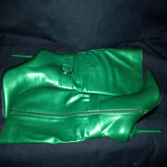 "UNAPOLOGETIC METALALLIC  GREEN"  POINTED TOE BUCKLE HEELED BOOTS (BRAND NEW !!) - Picture 6 of 6